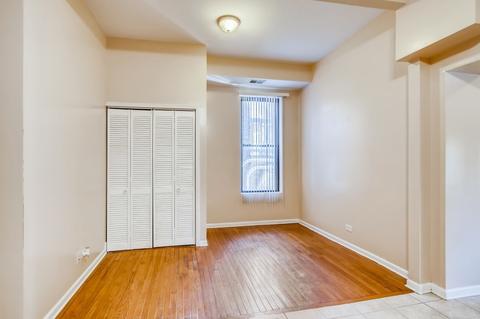 4943 S Champlain Ave, Chicago, IL 60615 photo 4