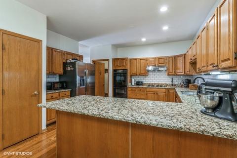 1155 Harmon Blvd, Hoffman Estates, IL 60169 photo 11