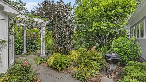 2128 Maple Ave, Evanston, IL 60201 photo 25