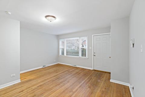 527 Monroe St, Dolton, IL 60419 photo 4