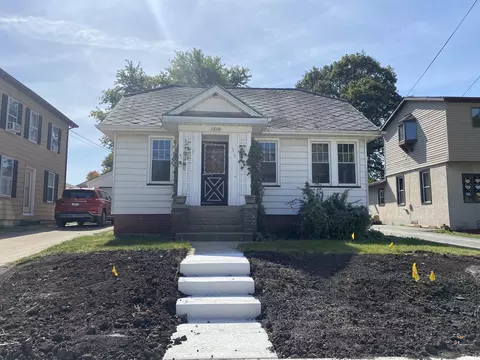 1510 7th St, Peru, IL 61354 photo 2