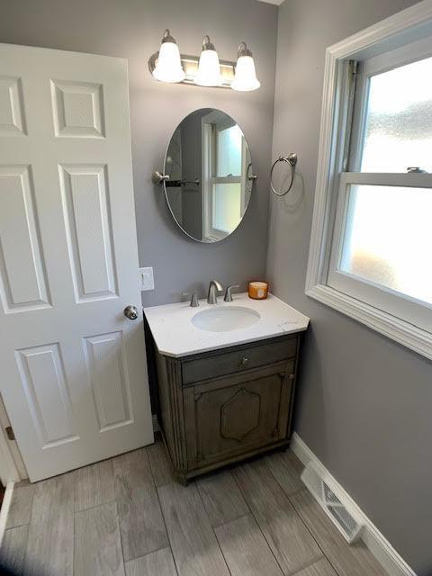 306 E Maple Ave, Roselle, IL 60172 photo 10