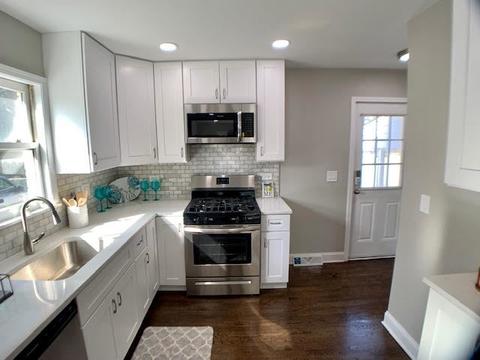 306 E Maple Ave, Roselle, IL 60172 photo 5