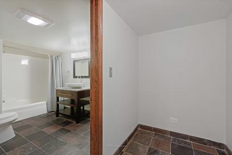 2 Regent Ct, Burr Ridge, IL 60527 photo 40