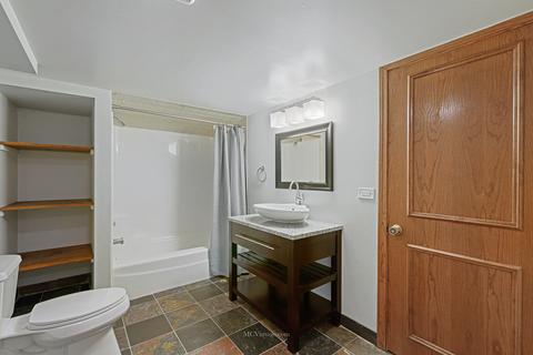 2 Regent Ct, Burr Ridge, IL 60527 photo 41