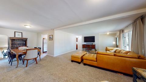 665 Edgemont Ln, Hoffman Estates, IL 60169 photo 5