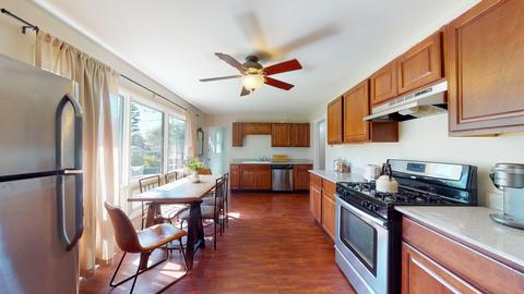 665 Edgemont Ln, Hoffman Estates, IL 60169 photo 7