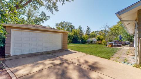 665 Edgemont Ln, Hoffman Estates, IL 60169 photo 15