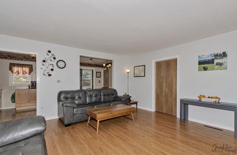 2927 Stilling Blvd, Mchenry, IL 60050 photo 5