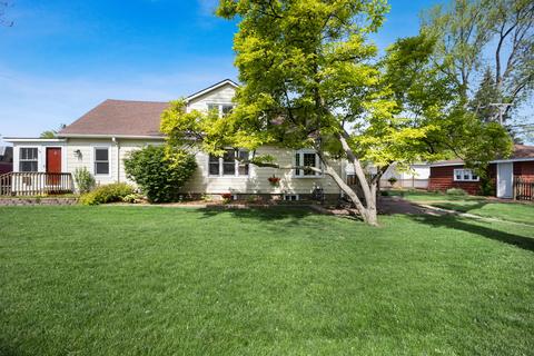 990 Rose Ave, Des Plaines, IL 60016 photo 1
