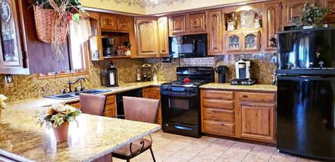 2079 W Potawatomie Trl, Kankakee, IL 60901 photo 3