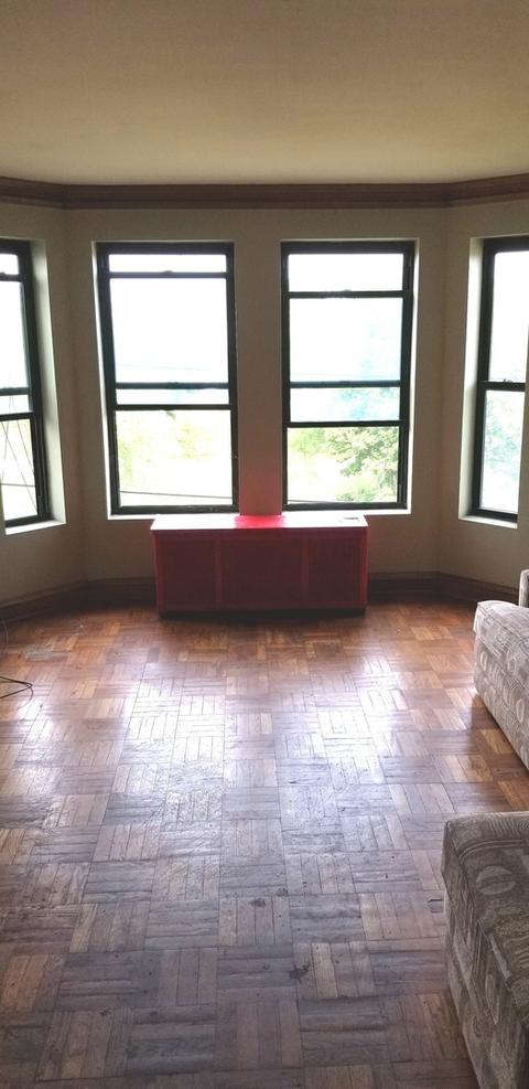 2860 E 76th St #4C, Chicago, IL 60649 photo 3