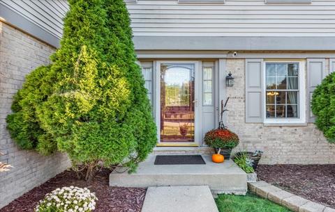 1353 Paddock Pl, Bartlett, IL 60103 photo 3
