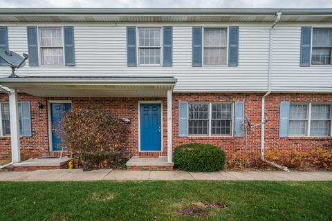707 Golfcrest Rd #2, Normal, IL 61761 photo 1