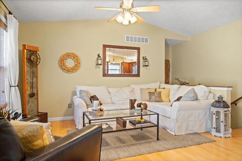 8 Winding Way, Bloomington, IL 61704 photo 7