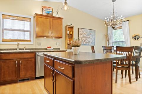 8 Winding Way, Bloomington, IL 61704 photo 5