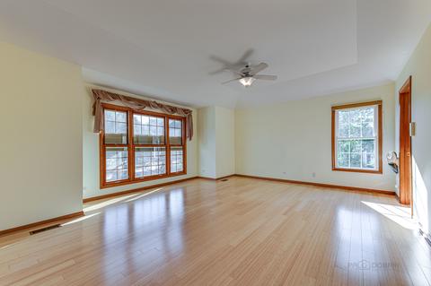 1358 E Thacker St, Schaumburg, IL 60173 photo 18
