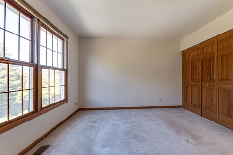 1358 E Thacker St, Schaumburg, IL 60173 photo 24