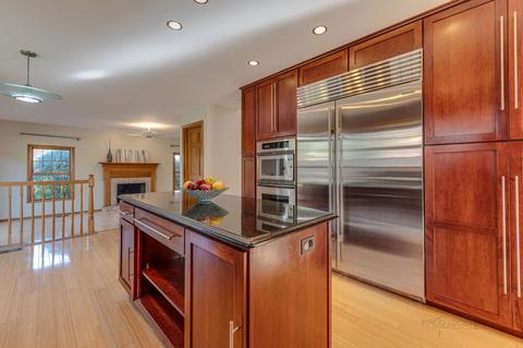 1358 E Thacker St, Schaumburg, IL 60173 photo 15