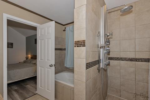 911 W Plum St, Mchenry, IL 60051 photo 25