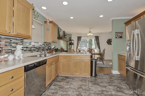 911 W Plum St, Mchenry, IL 60051 photo 14