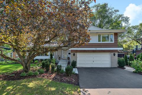 730 Apple Tree Ln, Glencoe, IL 60022 photo 2
