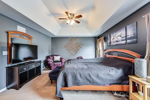 427 W Amberside Dr, Elgin, IL 60124 photo 31