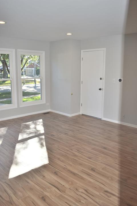 110 N Westgate Rd N, Mount Prospect, IL 60056 photo 11