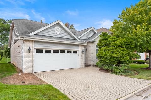 6448 Emerald Ct, Willowbrook, IL 60527 photo 1