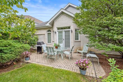 6448 Emerald Ct, Willowbrook, IL 60527 photo 24