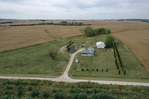 9822 Mill Rd, Mount Carroll, IL 61053 photo 2