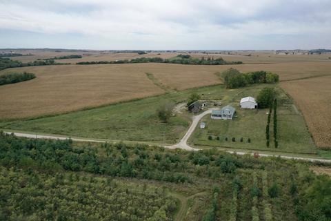 9822 Mill Rd, Mount Carroll, IL 61053 photo 3
