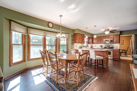 215 Decker Dr, Cary, IL 60013 photo 8