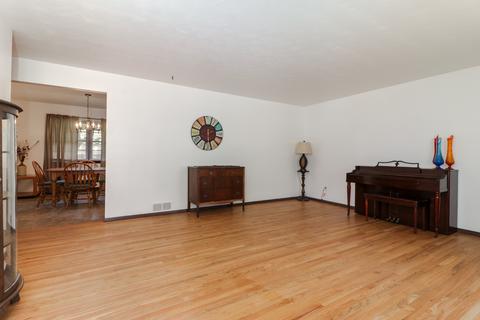 105 Ellis Ave, Normal, IL 61761 photo 3
