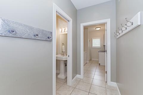 66 Brookstone Cir, Bloomington, IL 61704 photo 31