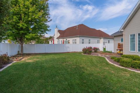 66 Brookstone Cir, Bloomington, IL 61704 photo 69