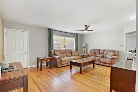 4911 Bonner Dr, Mchenry, IL 60050 photo 3