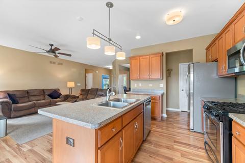 16415 Hidden River Cir, Plainfield, IL 60586 photo 3