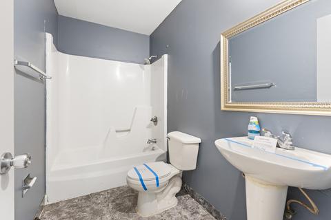 1327 Getzelman Dr, Elgin, IL 60123 photo 8