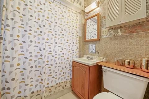 1435 Maple Ave, Berwyn, IL 60402 photo 10