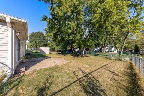 1105 Kent Ct, Wheaton, IL 60189 photo 14