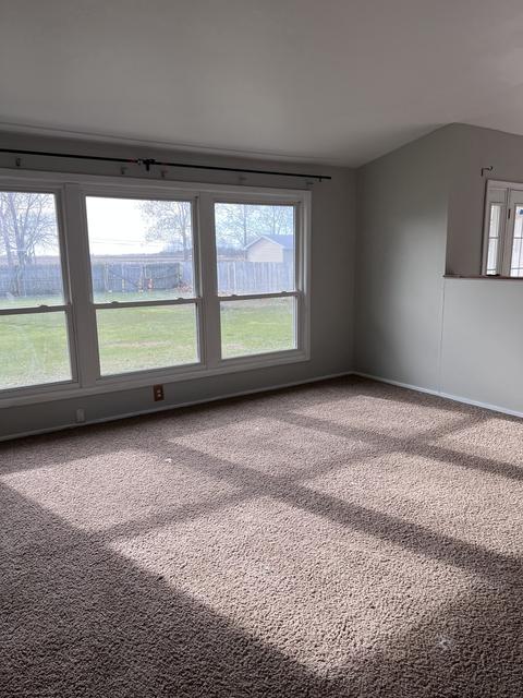 1531 S Pointe Dr, Rantoul, IL 61866 photo 6