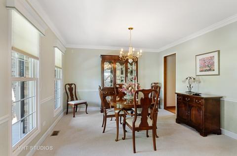 817 Lyford Ln, Wheaton, IL 60189 photo 3