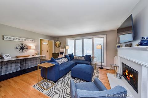 2021 Lancaster Ln, Wheaton, IL 60189 photo 8