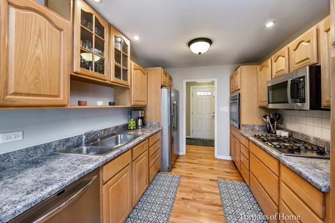 2021 Lancaster Ln, Wheaton, IL 60189 photo 14