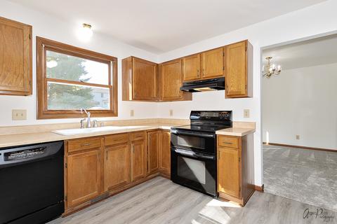3415 W Bretons Dr, Mchenry, IL 60050 photo 12