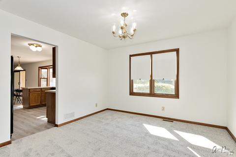 3415 W Bretons Dr, Mchenry, IL 60050 photo 8