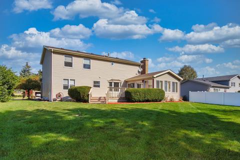 3415 W Bretons Dr, Mchenry, IL 60050 photo 2