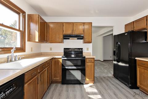 3415 W Bretons Dr, Mchenry, IL 60050 photo 9