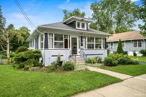 840 Cedar Ave, Elgin, IL 60120 photo 1
